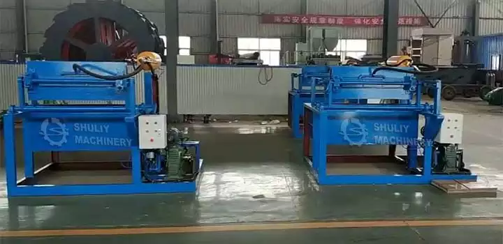 Exportez la machine manuelle de fabrication de plateaux à œufs Sl-3*1 vers le Cameroun 5 Machine de moulage de papier à vendre