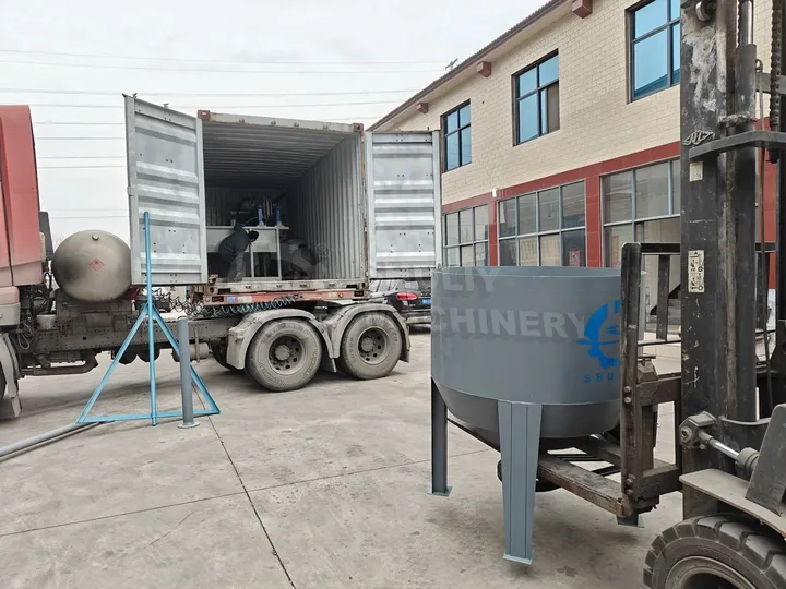 Shipment Of 1500Pcs/H Egg Tray Machine To Nepal 6 Machine loading