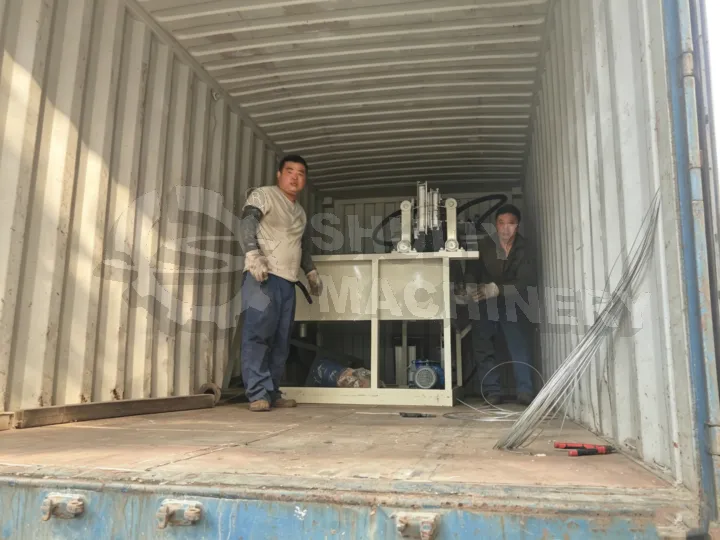 Egg tray making machine loading